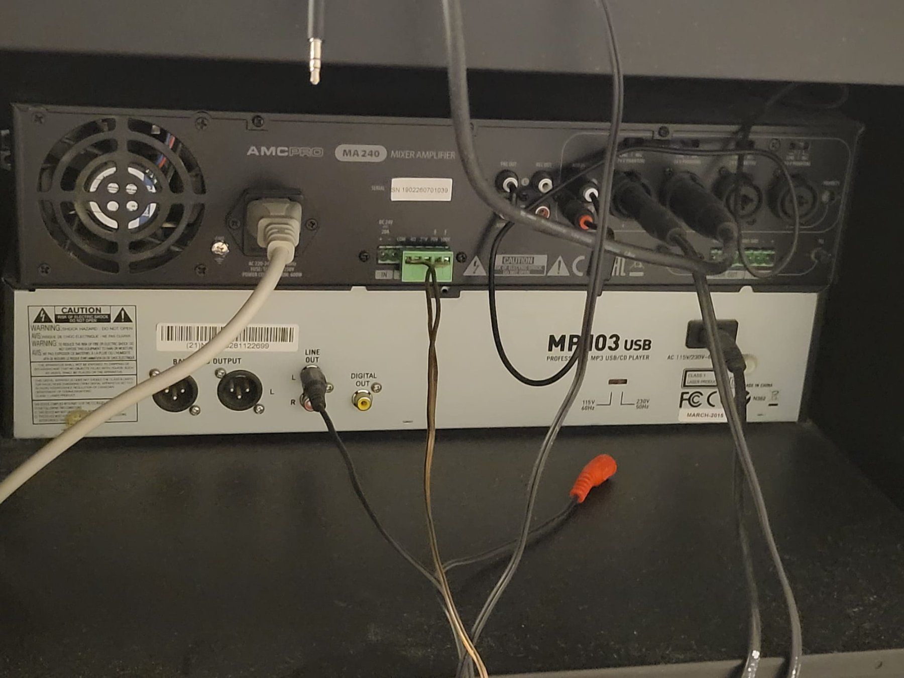 Medion Sistemi audio & multimediali: Amcpro MA 240 Mixer Amplifier & Numark MP103 USB Player – Usato da Bern venduto da angelika.rohrer 2