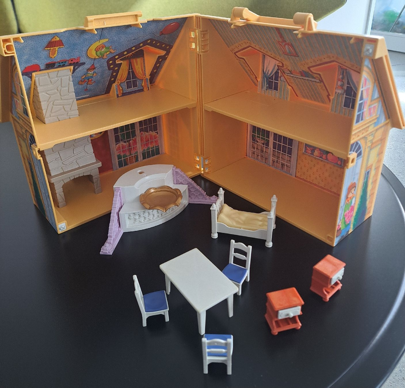 Playmobil Spielzeuge: Playmobile_ Puppenhaus – Gebraucht aus Winterthur von mae_z5mr