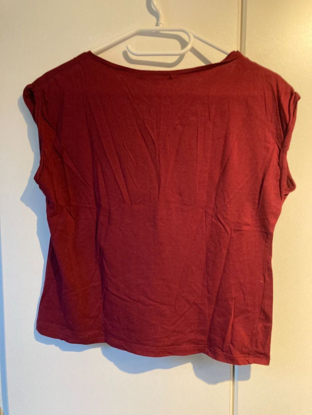 T-shirt: Rotes T-Shirt Gr. S – Usato da Thun venduto da Vans_98 1