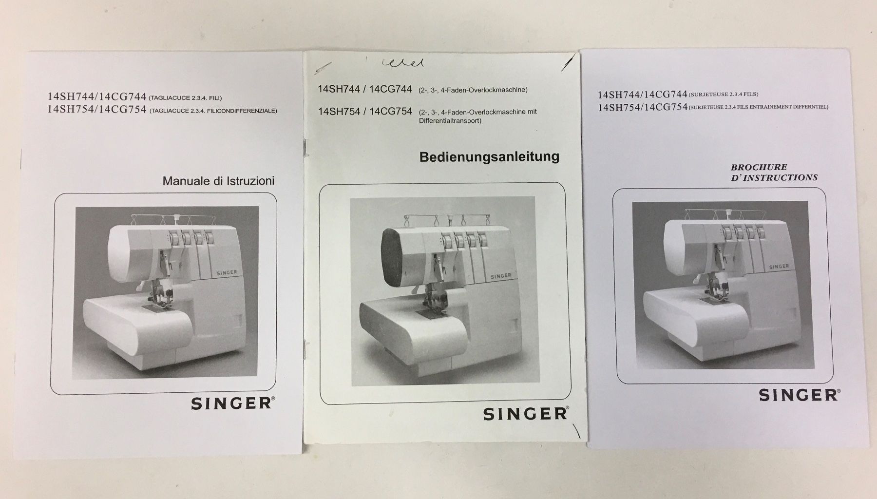 Singer Macchine da cucire: Singer 14SH754 Overlock mit Zubehör neu – Nuovo e nell'imballaggio originale da Olten venduto da ELHANDEL 6