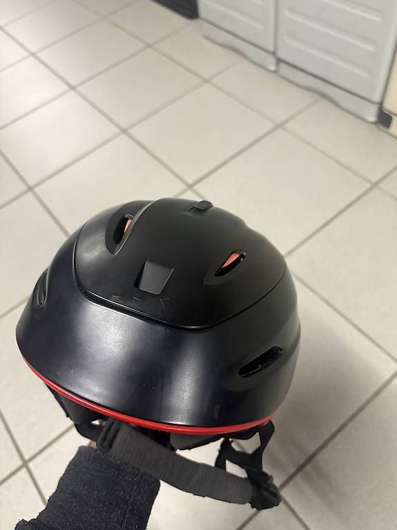 Giro Caschi: Skihelm Giro Grösse S inkl. Skibrille – Usato da Henggart venduto da aexelsurf 2