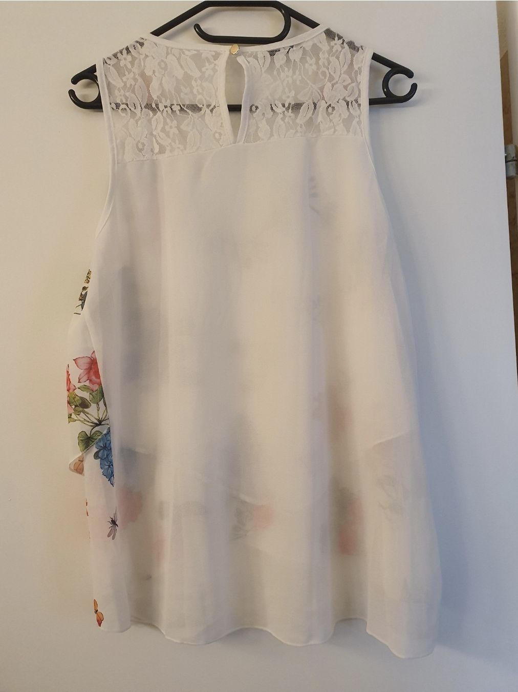 Camicette: Weisse Spitzenbluse mit Blumenprint gr. L – Nuovo (secondo la descrizione) da St.Gallen venduto da Avena135 3