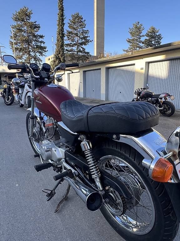 Honda Altro: Honda CM 125ccm – Usato da Ittigen venduto da J.G.98 2