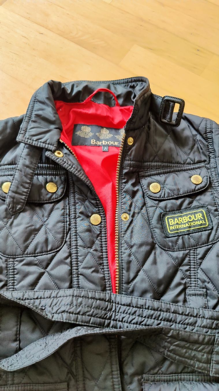 Barbour Giacche & Cappotti: Barbour Jacke – Usato da Stäfa venduto da Viviane77 1