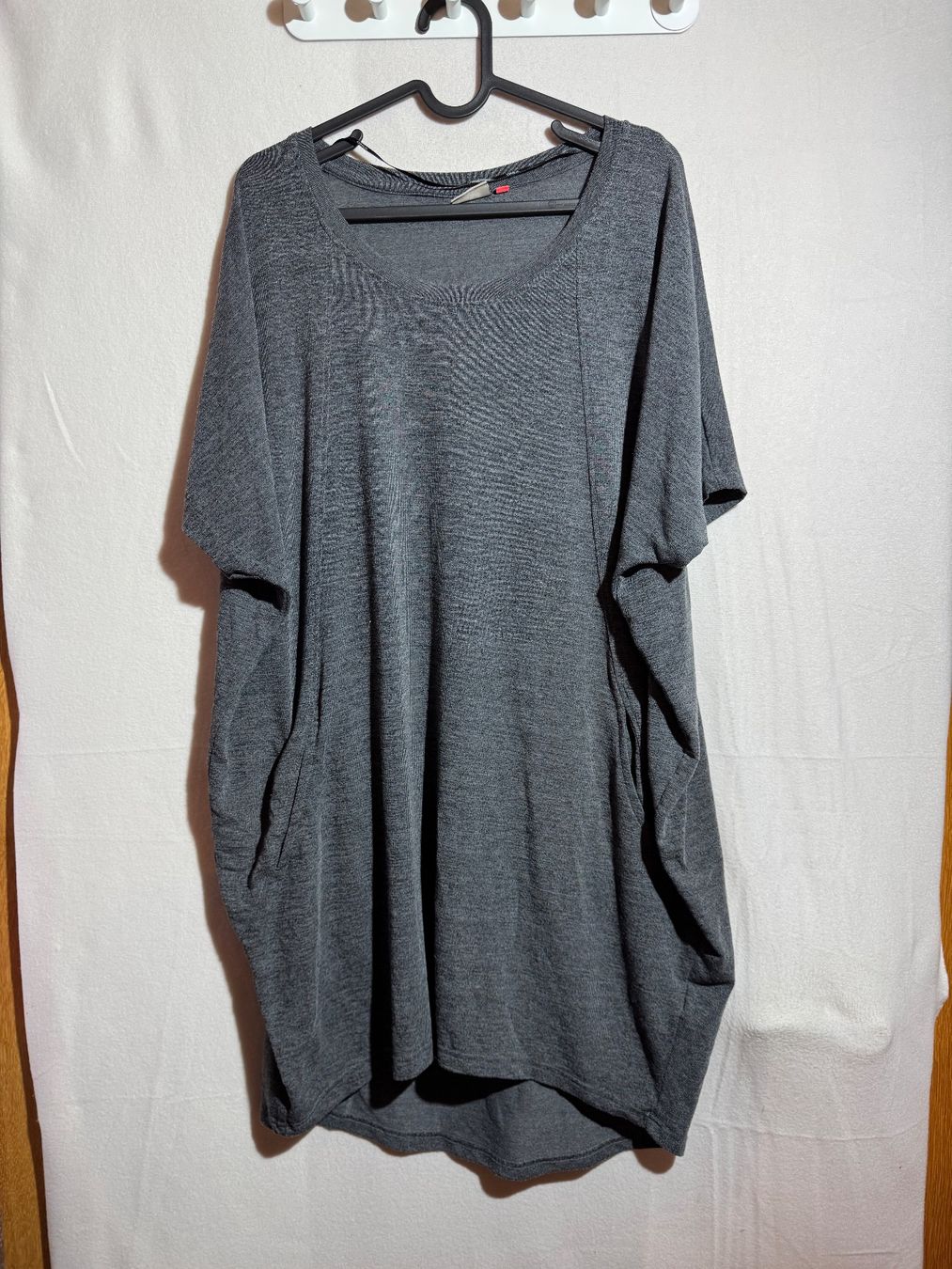 Only Vestiti: Graues Kleid von Only Gr. L – Usato da Grosswangen venduto da SALE_SALE_SALE