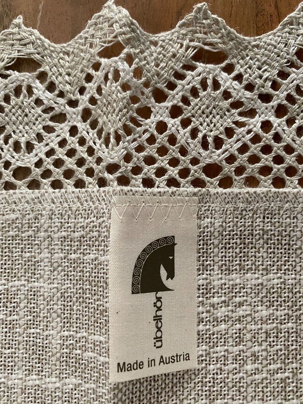 Stoffe: Übelhör Tischdecke mit Klöppelspitzen neu – Neu und originalverpackt aus Bern von schnupka 3