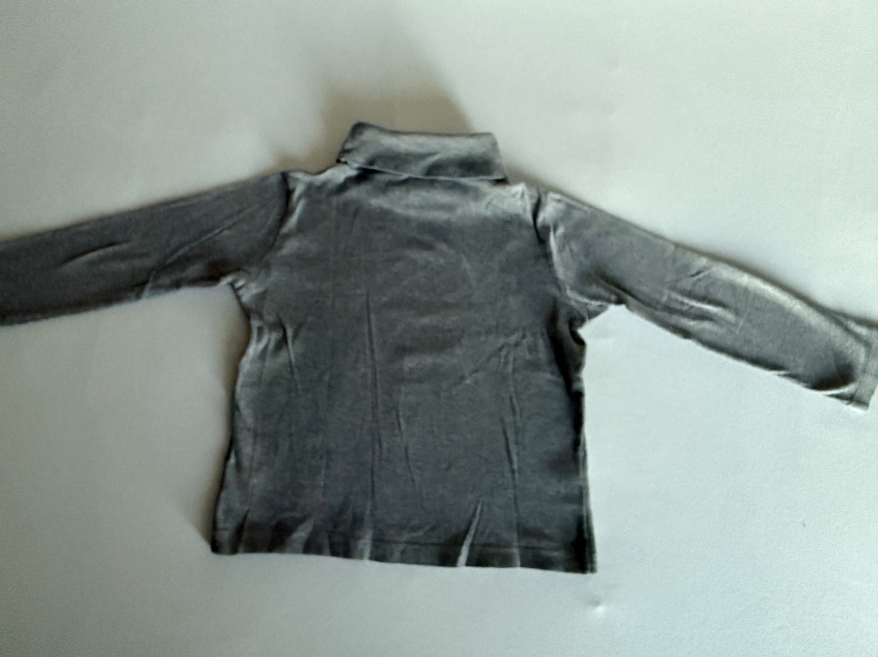 Petit Bateau Pullover & Sweatshirts: Grauer Petit Bateau Rollkragenpullover, 5ans/106cm – Gebraucht aus Küsnacht ZH von schweiz_ch 1