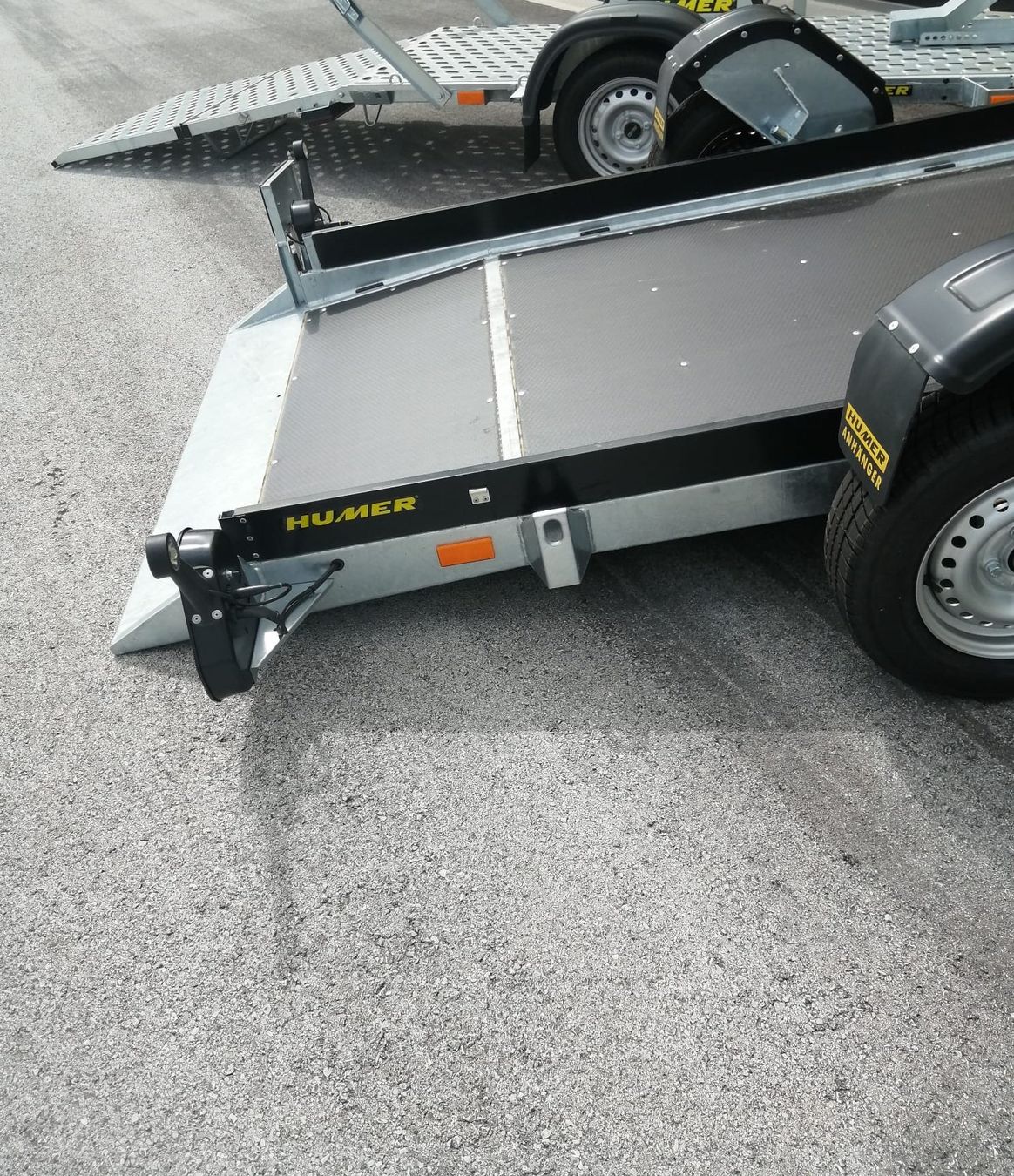 Rimorchi: Motorrad Anhänger Humer Liftomat – Usato da Zweidlen venduto da bassersdorf06 4