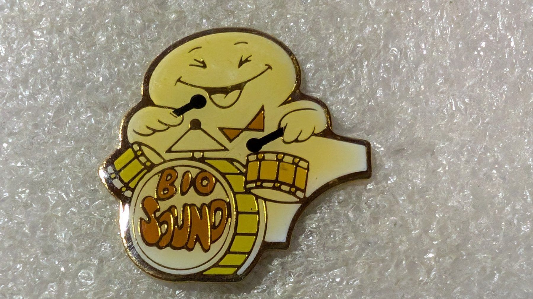Placchette & Badge: Ansteckpin 167: Maga Bio – Usato da Oppligen venduto da Pin-Fall-Shop