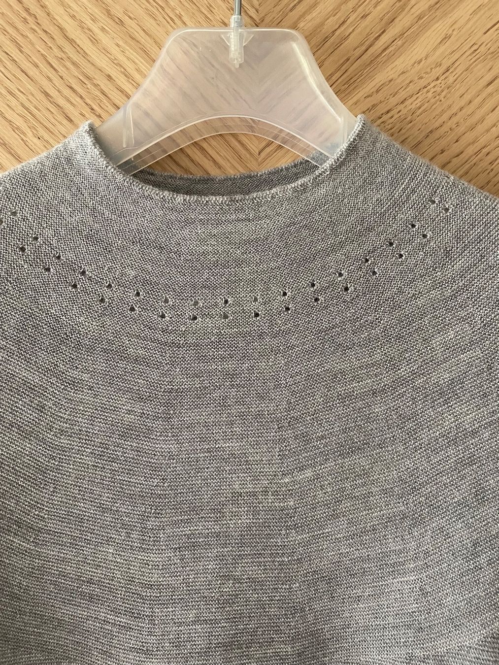 Uniqlo Kleider: 100% Wolle Kleid Uniqlo Gr.M – Neu (gemäss Beschreibung) aus Felben-Wellhausen von begean 1