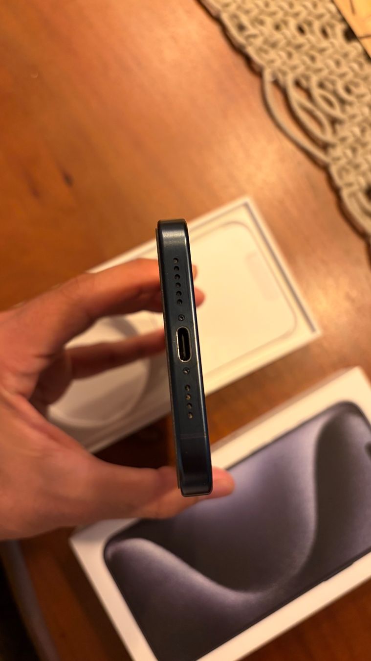 Apple Handys / Smartphones: Apple iPhone 15 Pro Max 512gb – Gebraucht aus Beringen von cnonlloyd 5