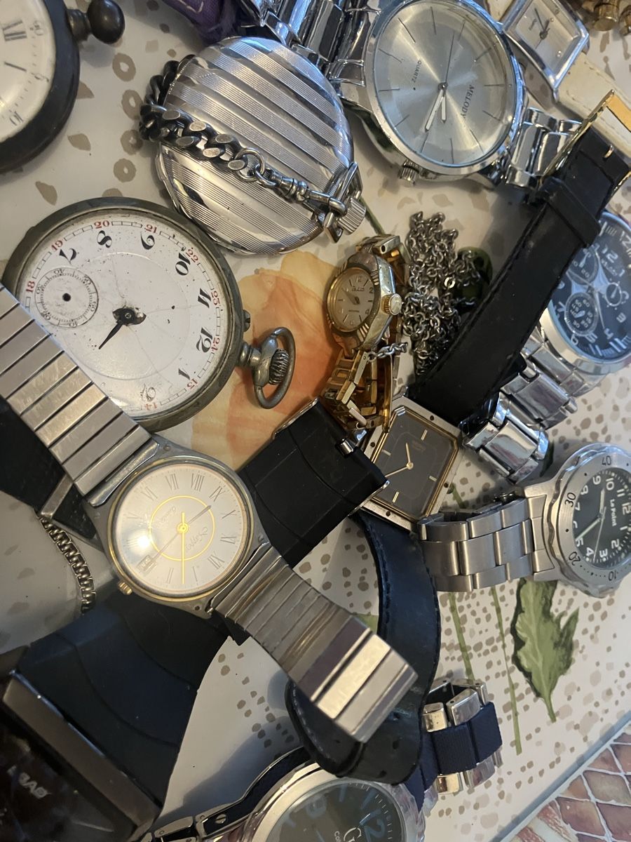 Uhren: Lot de montres  – Defekt aus Fribourg von Snoopy-Mousi 5