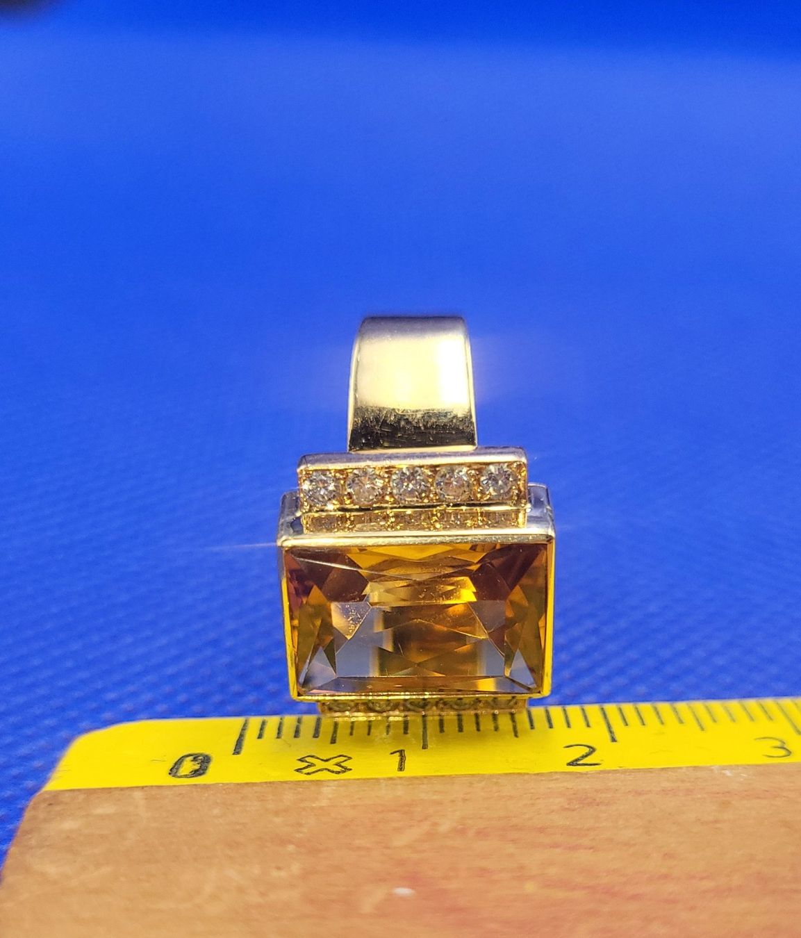 Anelli: Massiv 585 Gold Ring Mit Diamanten und Citrin – Usato da Wald ZH venduto da Aniade 1