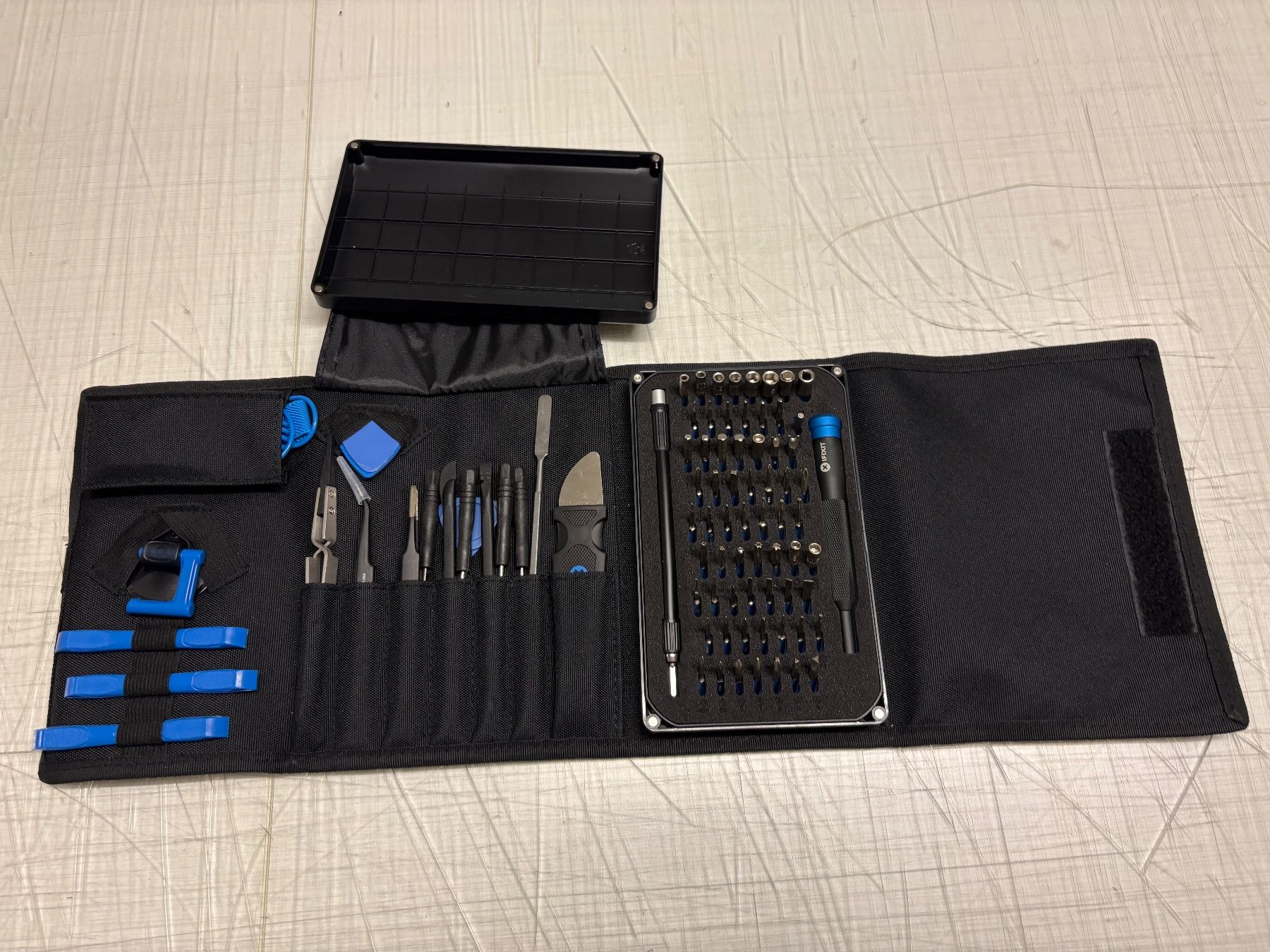 Alle Werkzeuge: iFixit Boîte à outils Pro Tech – Neu (gemäss Beschreibung) aus Chêne-Bougeries von jool 1