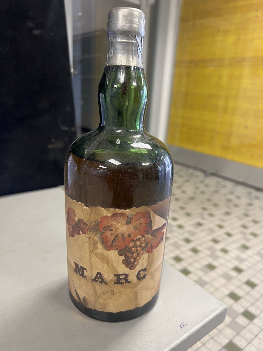 Spirituosen: MARC 1943 – Neu (gemäss Beschreibung) aus Genève von Leboucheoreilles 1