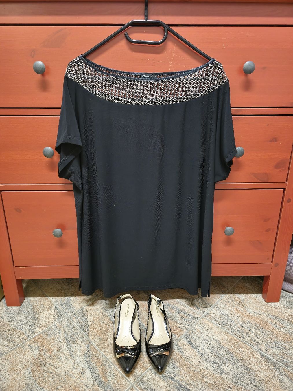 Lotti di vestiti: Twin-Set mit Pumps – Nuovo (secondo la descrizione) da Schmerikon venduto da mike_96 3