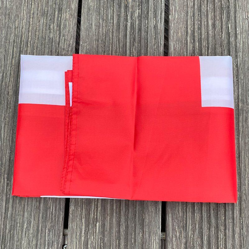 Bandiere: ✅ NEU Schweizer Flagge Rechteck oder Quadrat 150x90cm+ – Nuovo e nell'imballaggio originale da Wittenbach venduto da ChinaSeidenstrasse 7