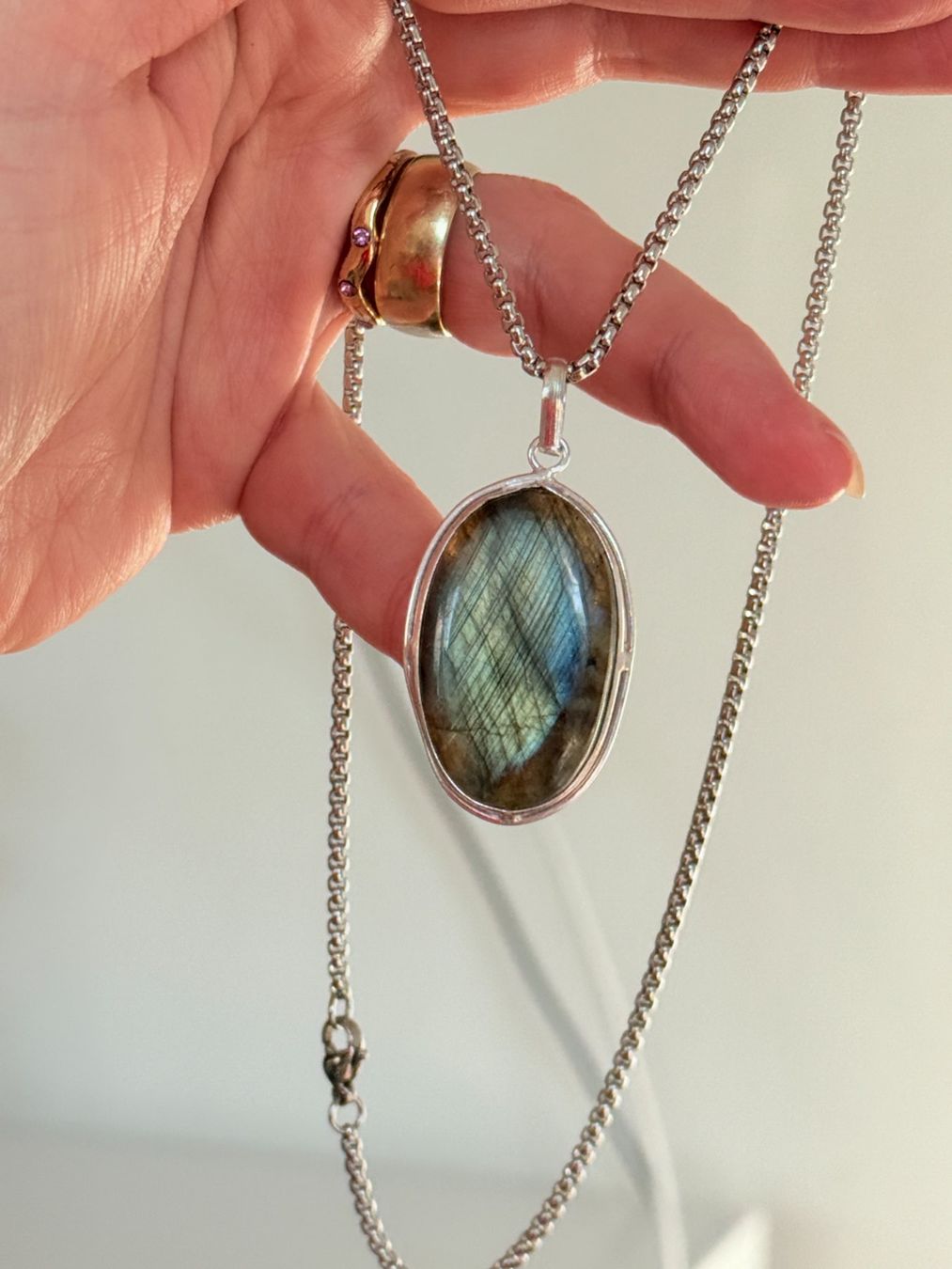 Catenine: Collier avec pendentif labradorite ,unique✨ – Nuovo e nell'imballaggio originale da Genève venduto da AGBERG 2