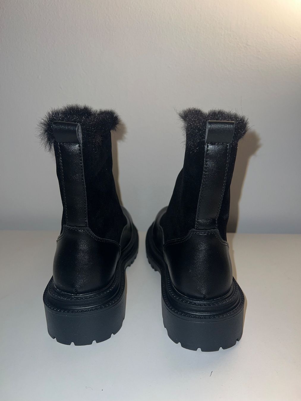 Scarpe da donna: Chelsea Boots – Nuovo (secondo la descrizione) da Rieden AG venduto da joaanne 2