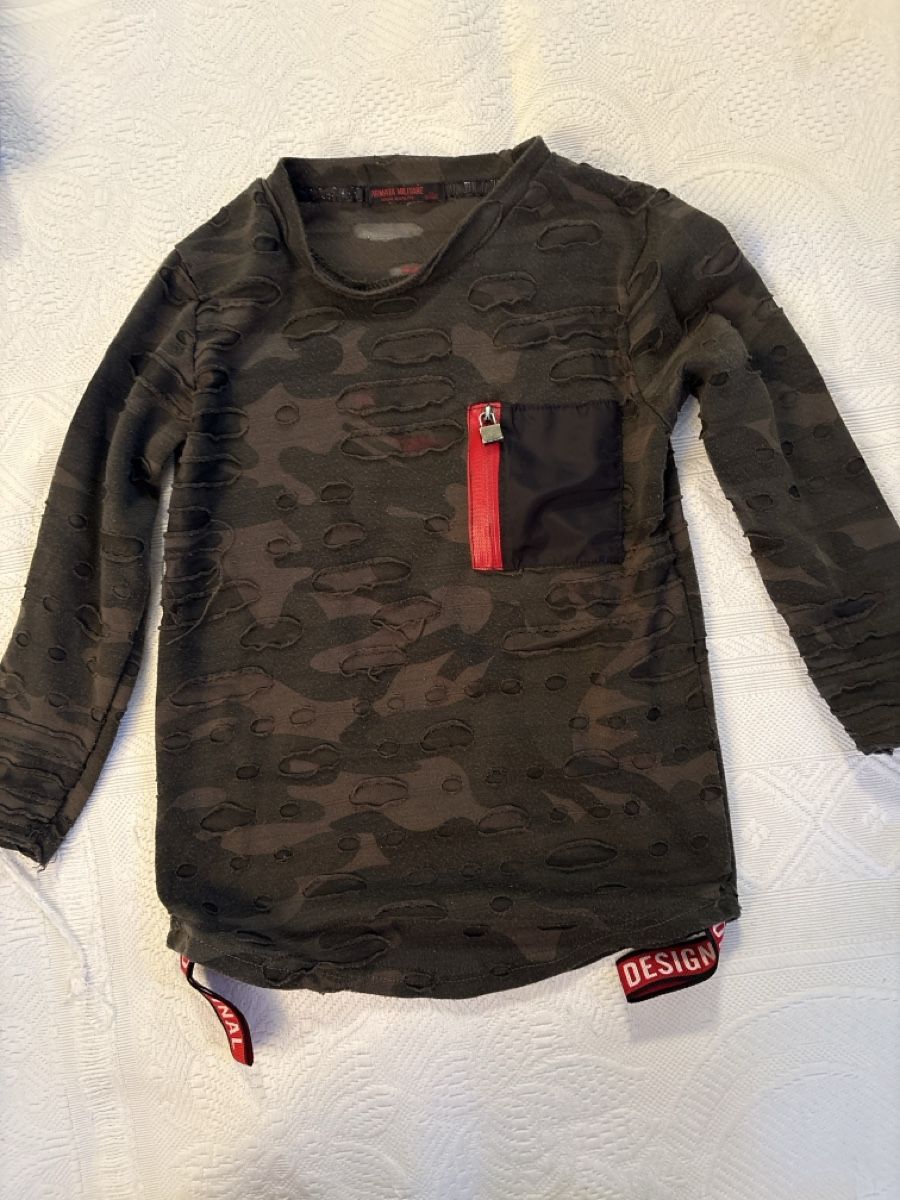 Hemden, T-Shirts & Polos: T- Shirt mit langarm – Gebraucht aus Spreitenbach von bea_wrh6