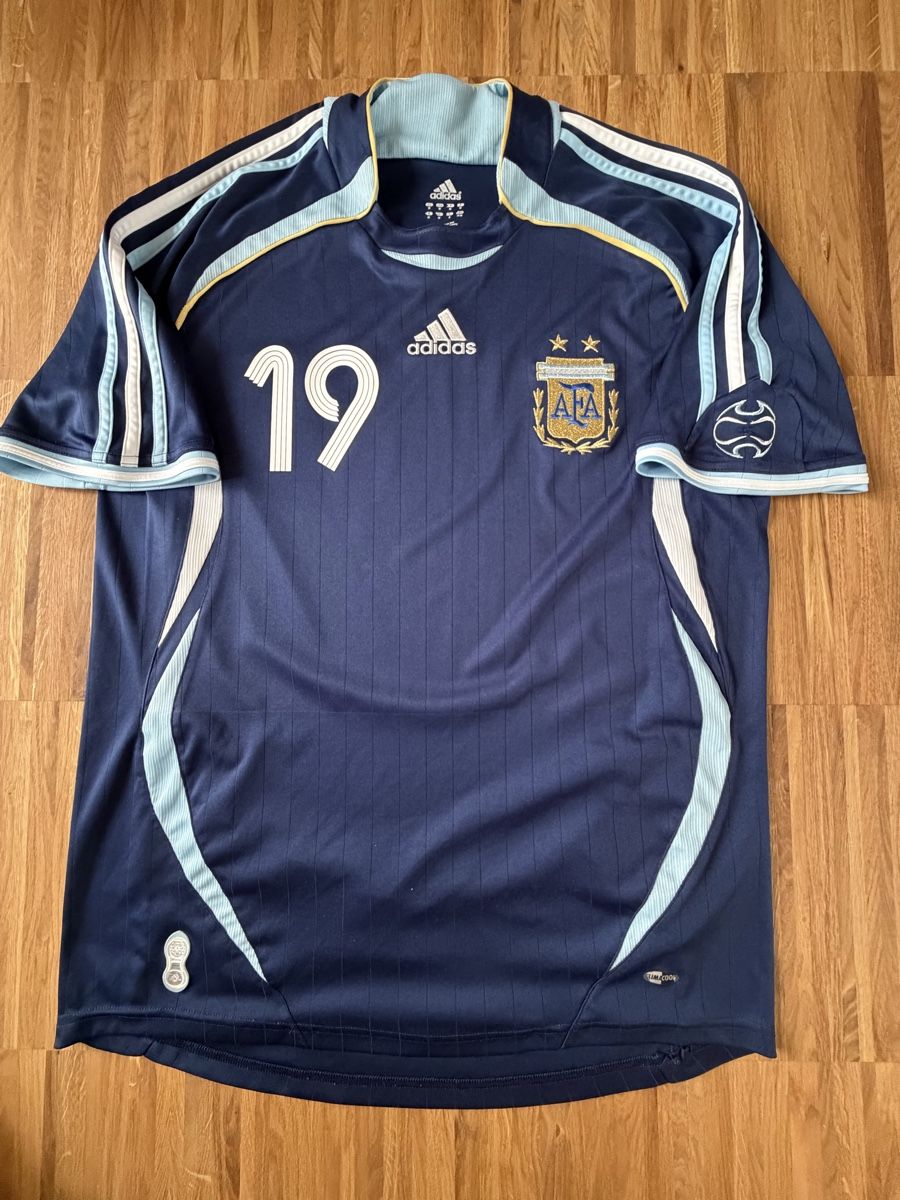 Adidas Canottiere & Pantaloni: Original Messi Argentinien 2006 Trikot M – Usato da Burgdorf venduto da Shirtsy 1