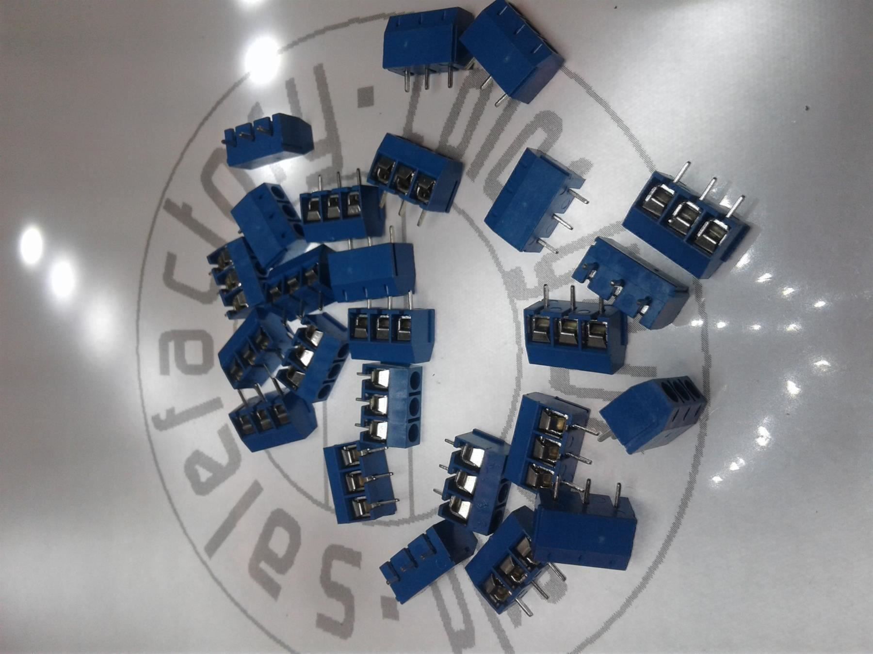Elektronikbauteile: Anschluss-Terminal 3PIN, 25 Stück – Neu (gemäss Beschreibung) aus Luzern von Salefactory 1
