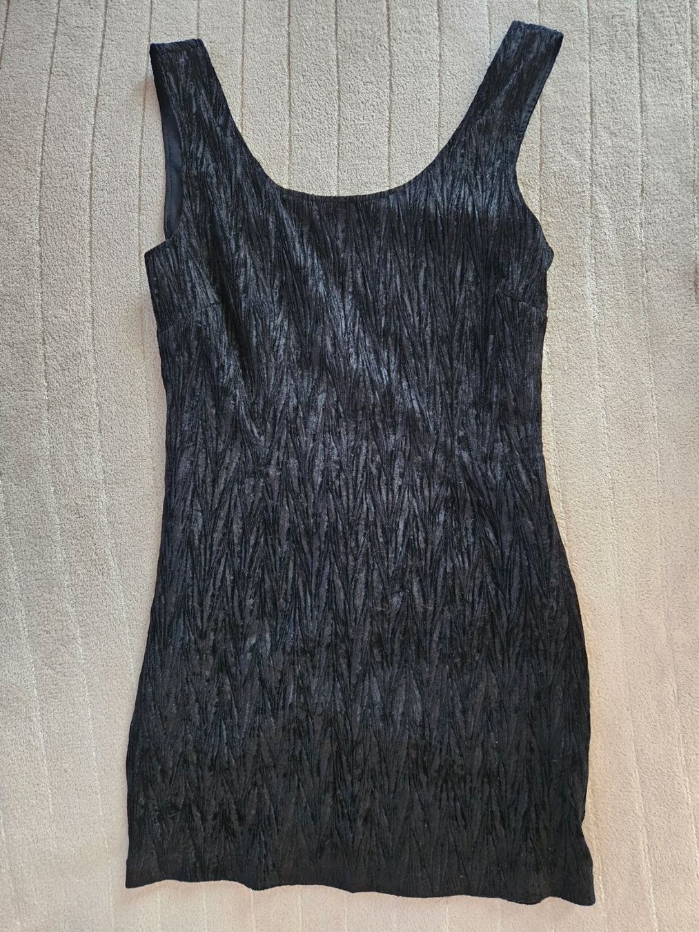 Vestiti: Antrazid/schwarz Cocktailkleid Grösse M – Usato da Boswil venduto da Pjatla