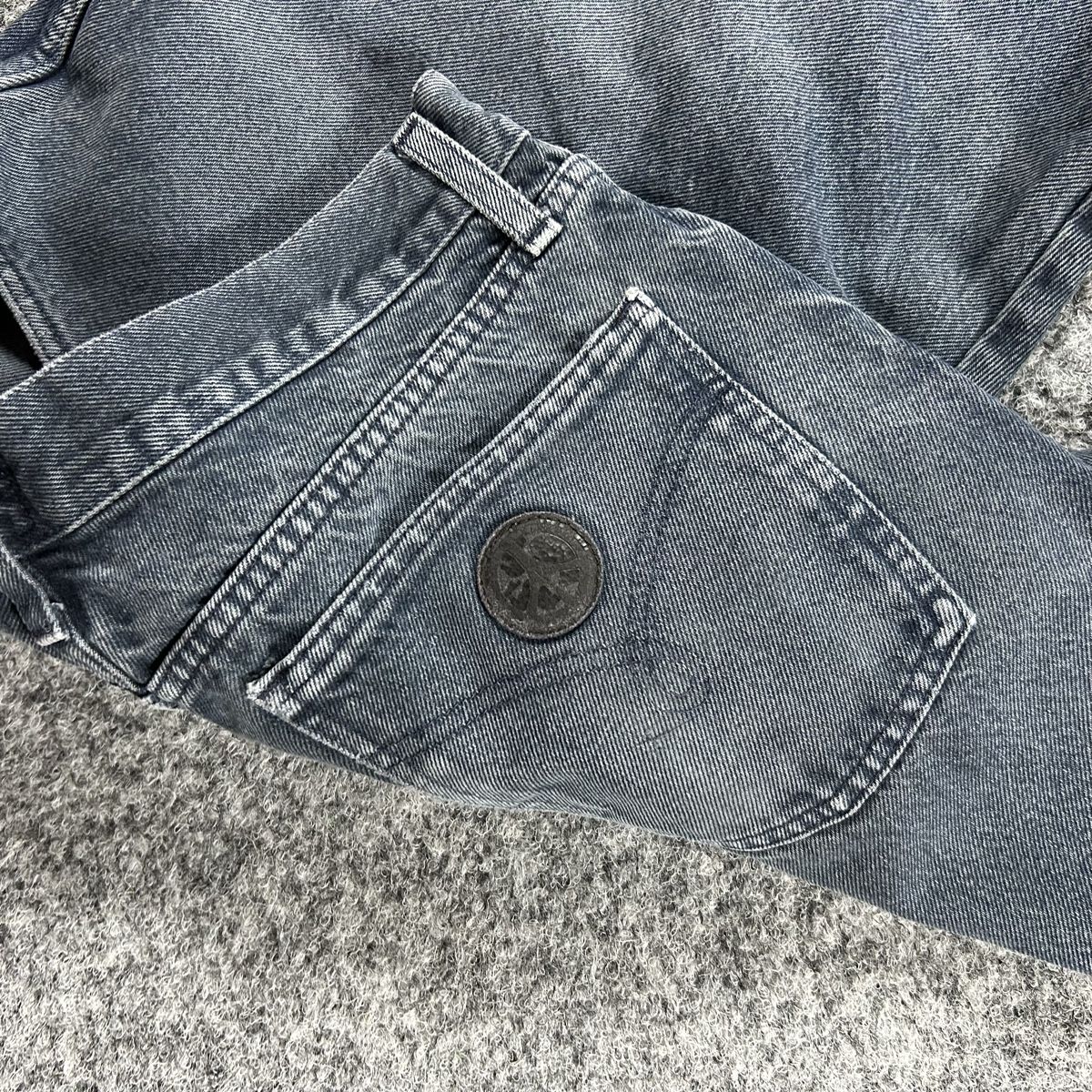 Moschino Jeans: Moschino jeans Medium men – Usato da La Sagne NE venduto da Matlasape 2