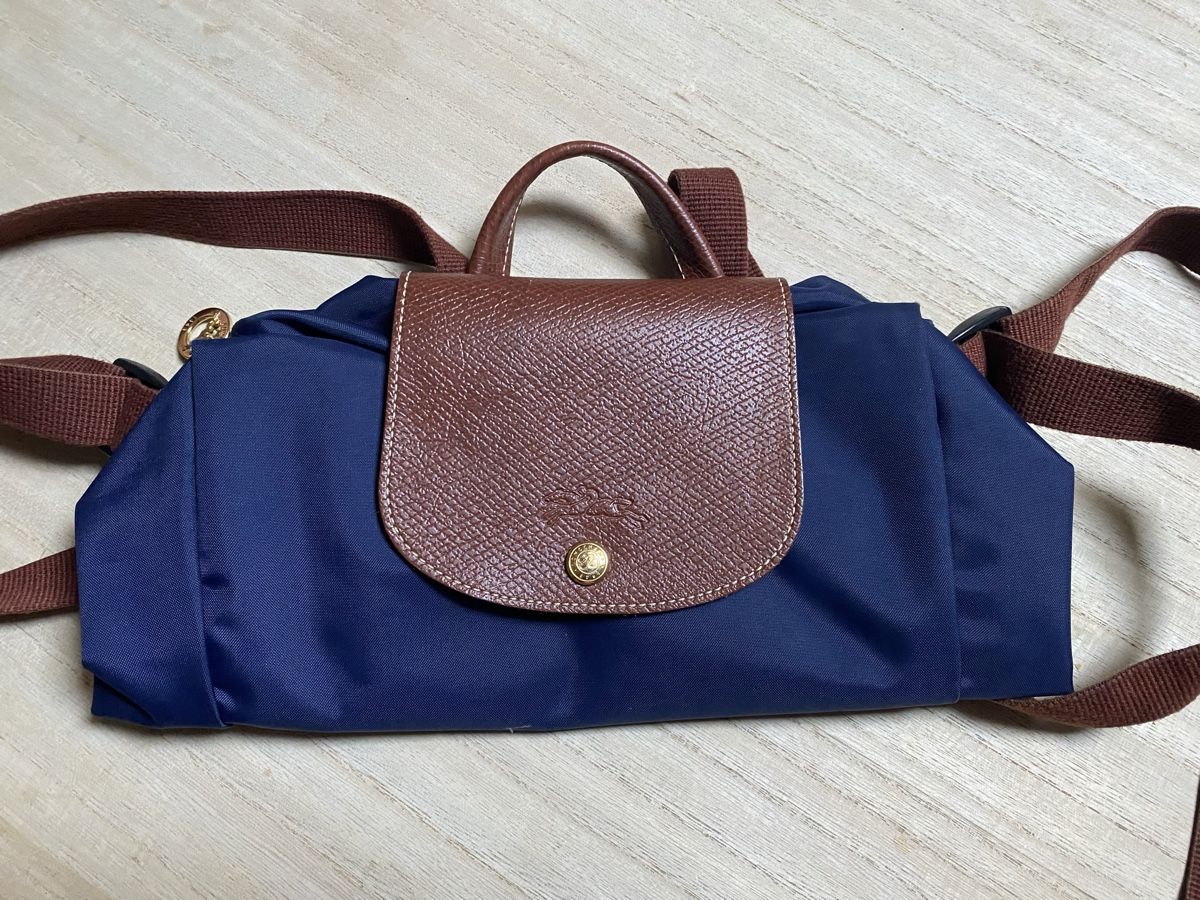 Longchamp Zaini: Sac à dos pliable LONGCHAMP Bleu Marine – Usato da Biel/Bienne venduto da nad_w9dr