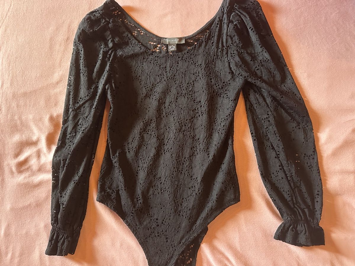 Kleiderpakete: Trendige Bodys & Shirts, Grösse S – Gebraucht aus Flanthey von ale_xandra 3
