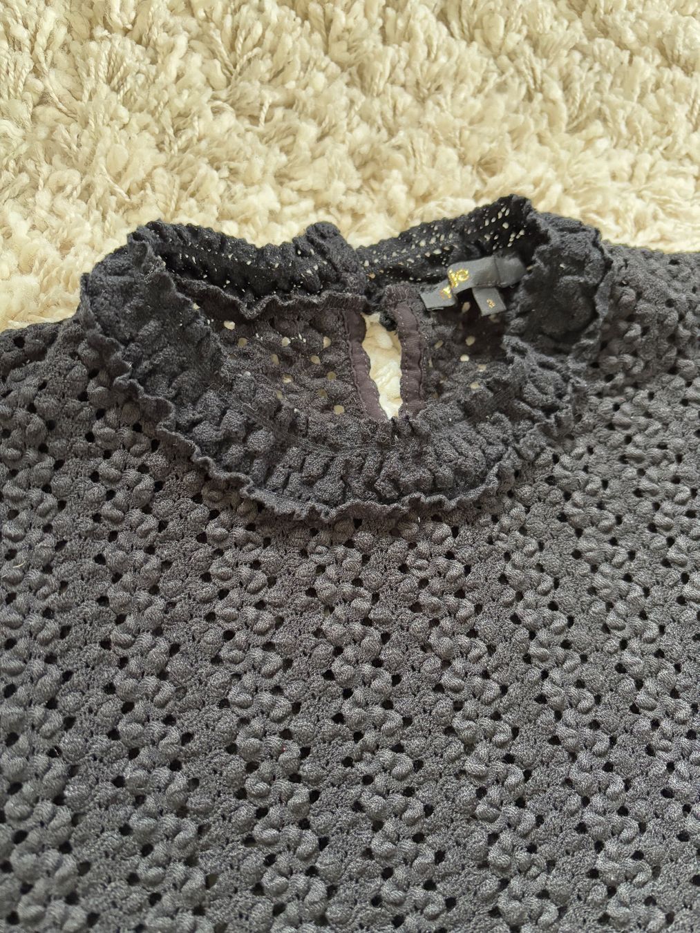 Maje Top: Elastisches Lochmuster Oberteil von Maje Gr 3 (L) – Usato da Laufenburg venduto da VintageMuesli 1