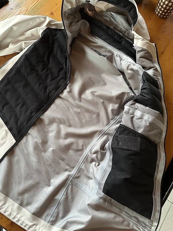 Salewa Jacken: Salewa – Gebraucht aus locarno von rav_5ll7 1