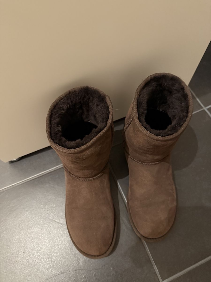 Scarpe da donna: Original UGG Boots, braun, Grösse 37 - Winterstiefel – Usato da Thalwil venduto da Vancud90 4