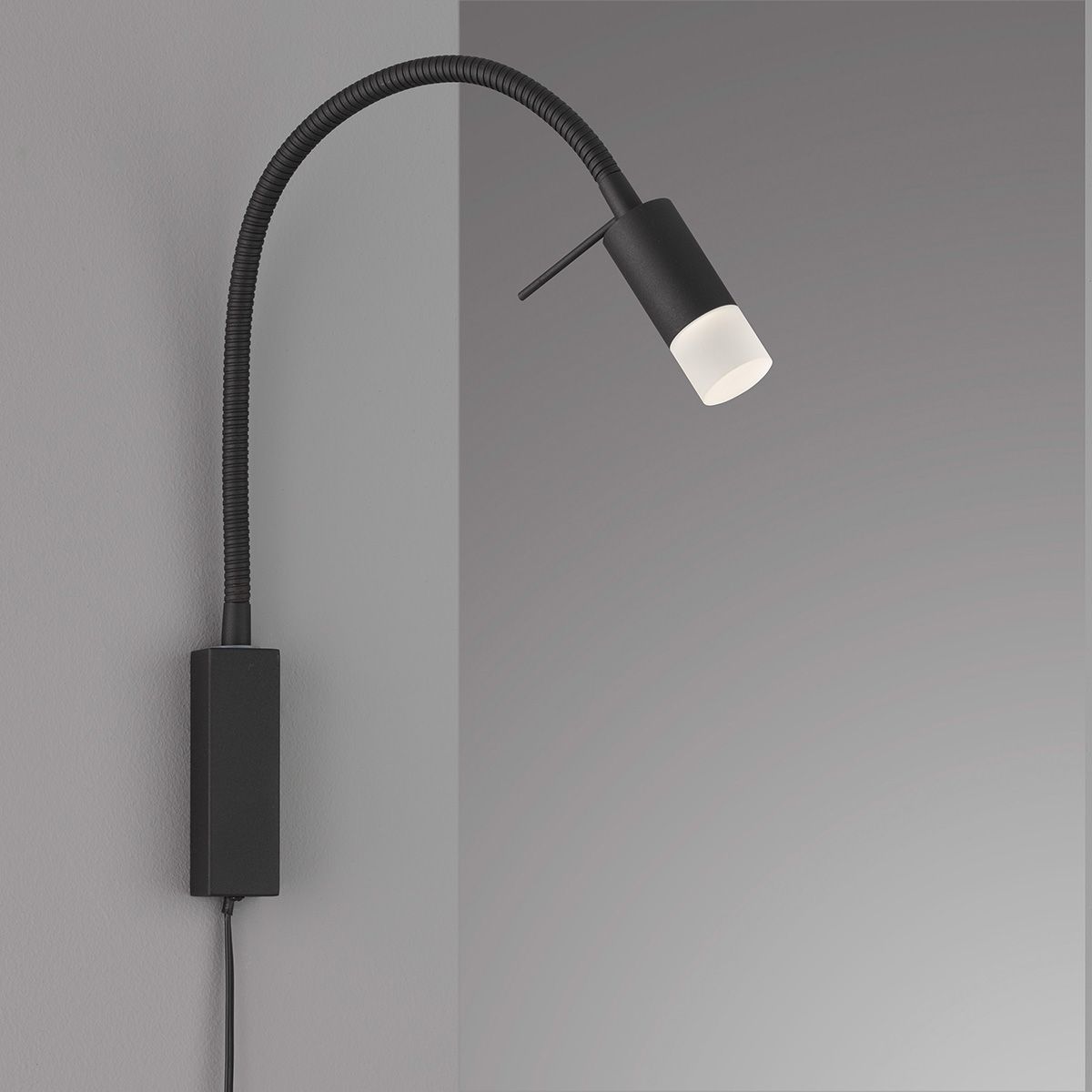 Lampade: Bettbeleuchtung LED Wandspot, 40 cm Höhe – Nuovo (secondo la descrizione) da Kreuzlingen venduto da Smart-Light