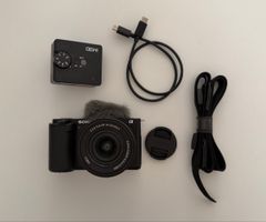 Sony ZV-E10 Kamera mit 16-50mm Objektiv schwarz gebraucht