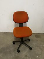 Oranger Bürostuhl, Drehstuhl - ideal fürs Homeoffice!