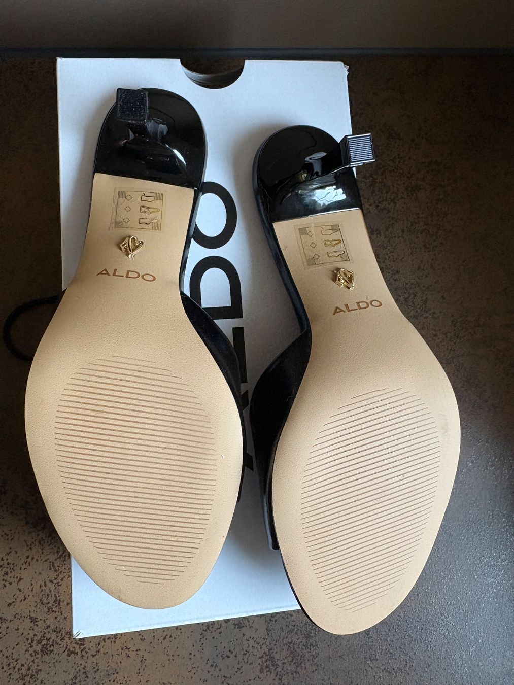 Aldo Scarpe da donna: Aldo Sandale Gr.38 – Nuovo (secondo la descrizione) da Nottwil venduto da MaBi10 2