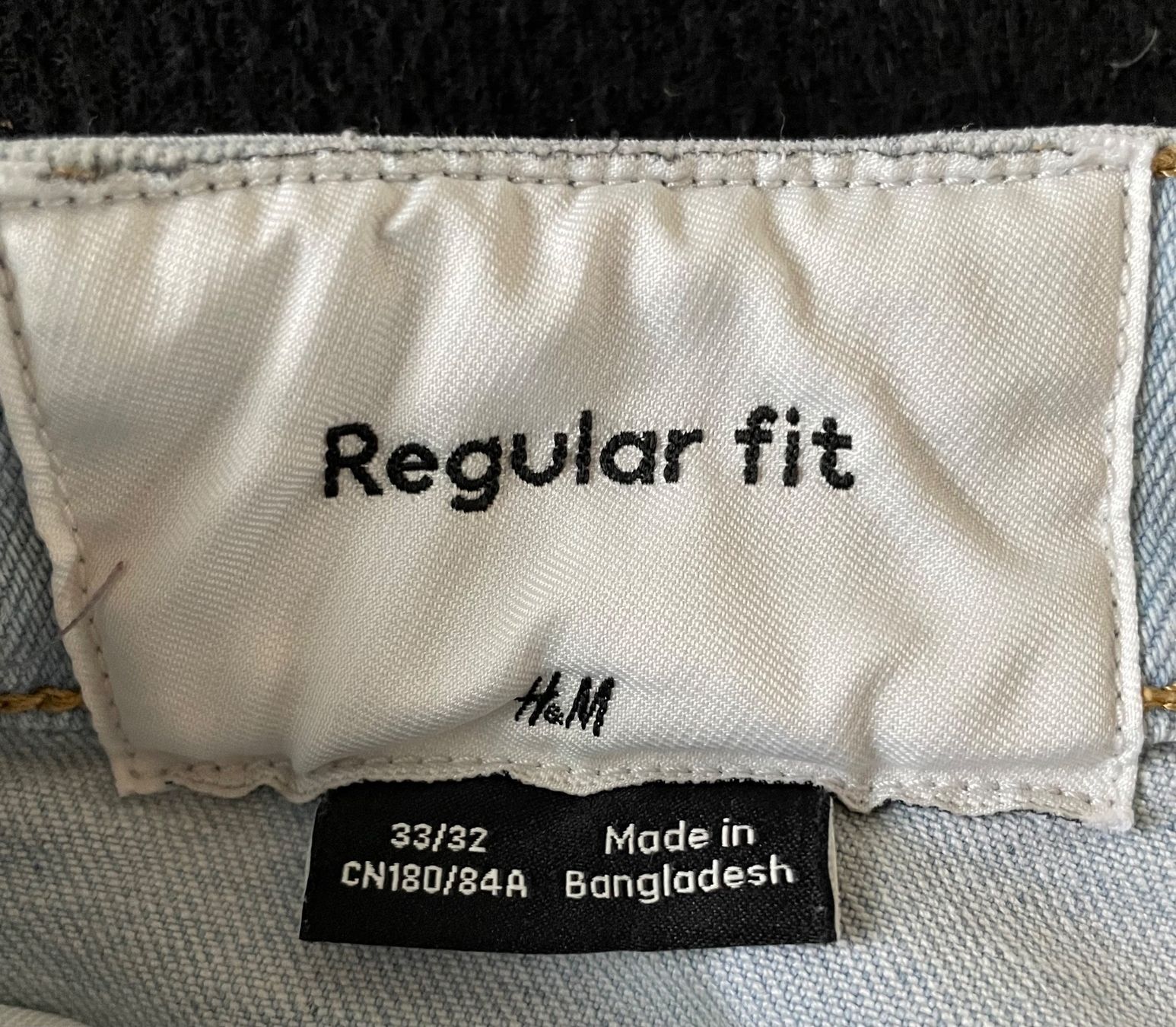H&M Jeans: helle Jeans Gr. 33/32 – Usato da Rütihof venduto da solombra 1
