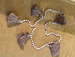 Bracelet avec pompons