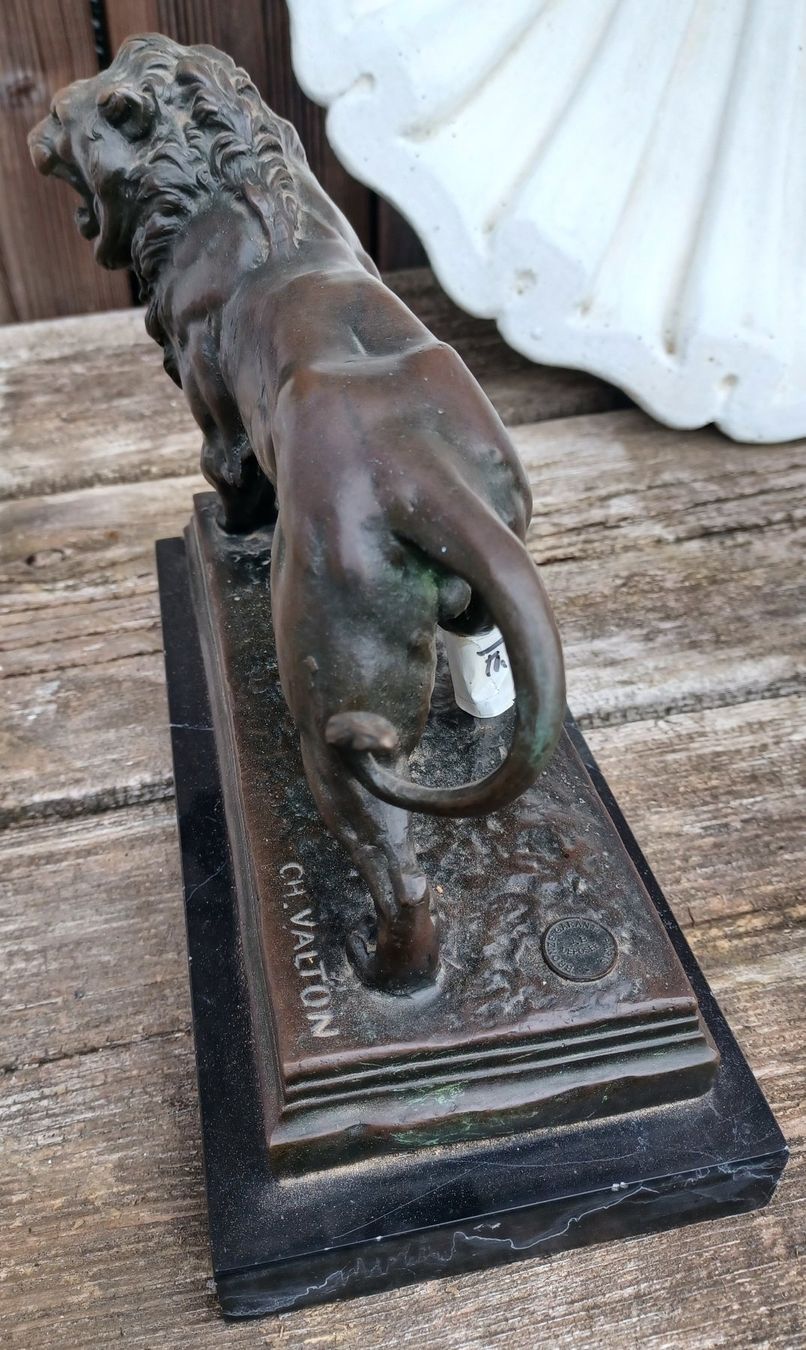 Figuren: Bronze Löwe auf Marmorsockel – Gebraucht aus Wangen a.Aare von Schneckenparadies 3
