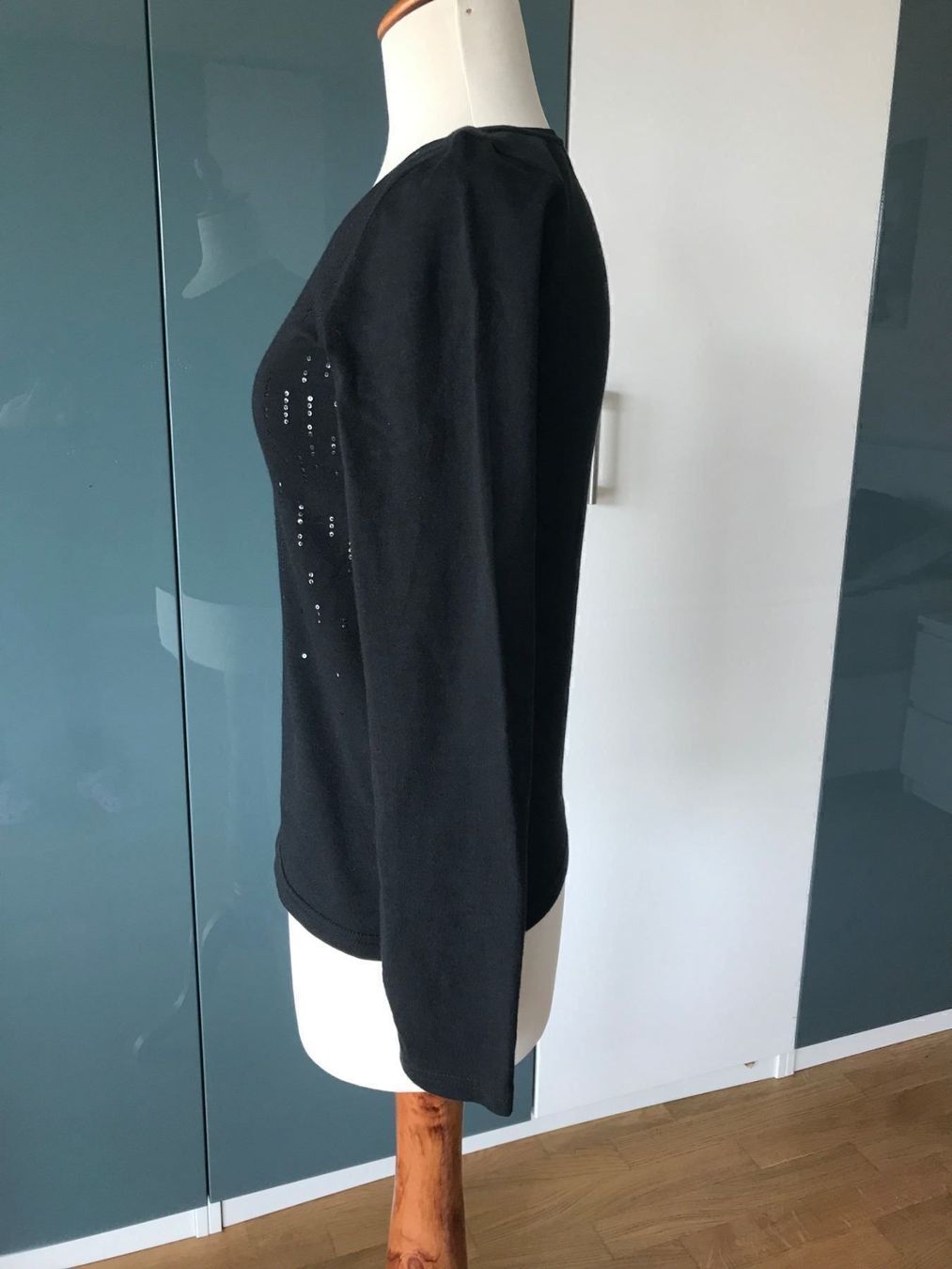 Pullover & Sweatshirts: Langarmshirts Schwarz 38M 95% cotton – Gebraucht aus Duebendorf von Alexandertreyer 1