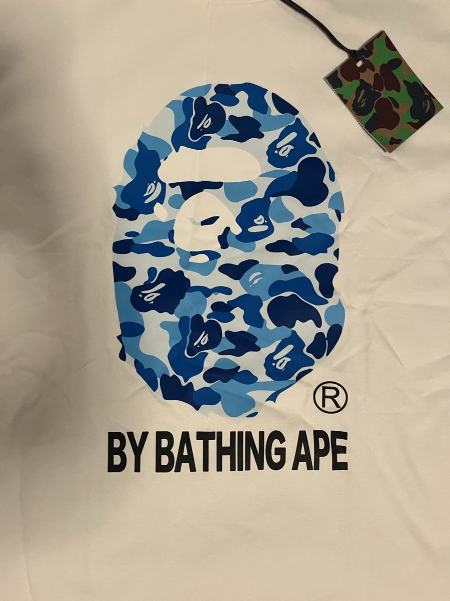 Bape T-shirts: T-Shirt BAPE – Neuf avec emballage d'origine à Oberkirch LU par Giudici-Hess 1