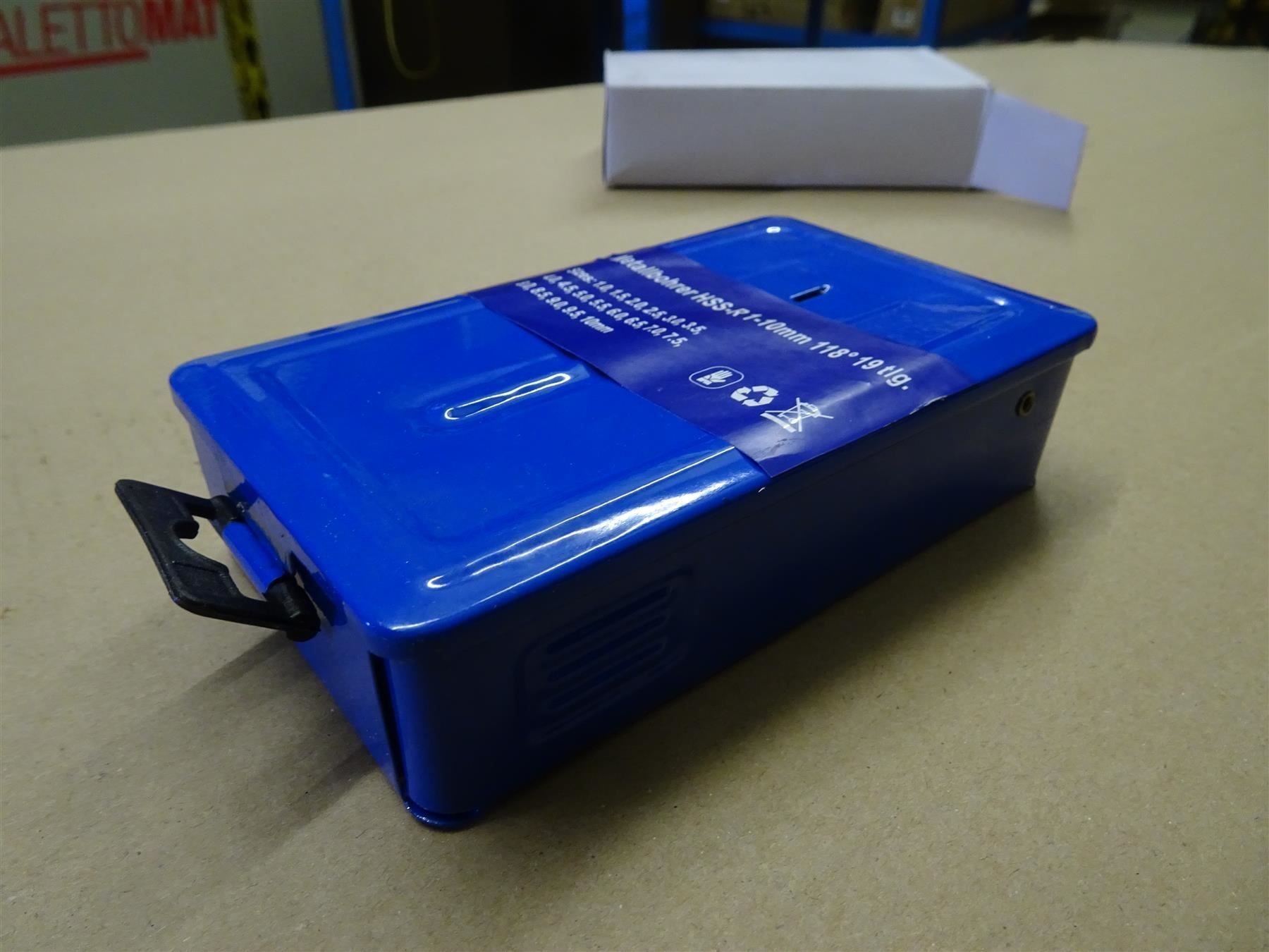 Tutti gli attrezzi: neues Metallbohrer Set inkl Box – Nuovo e nell'imballaggio originale da Necker venduto da liq24 2