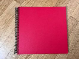 Fotoalbum in rot