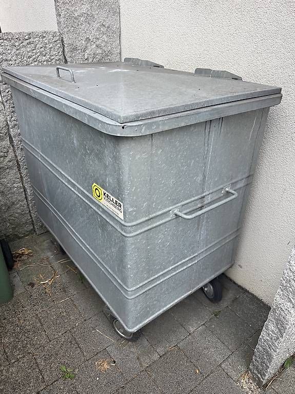 Korpus: Abfall-Container Stahl verzinkt – Gebraucht aus Au SG von Mega24