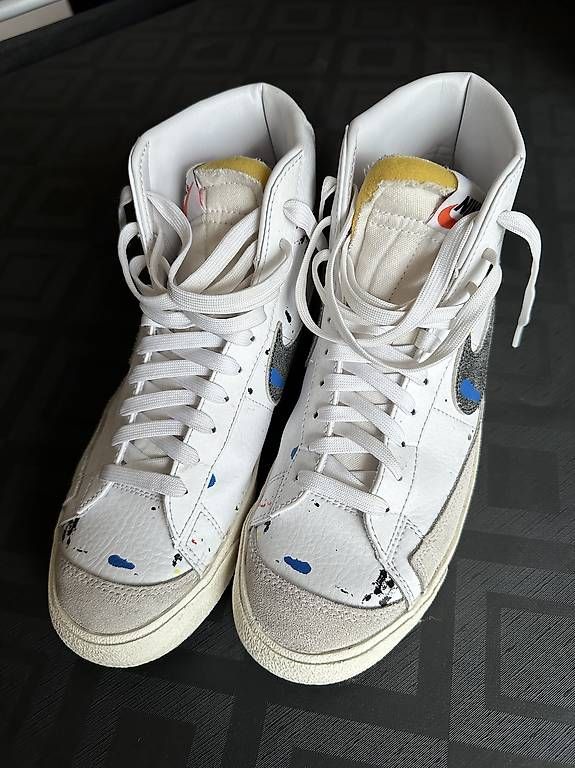 Nike Scarpe da uomo: NIKE bianche nr. 42 – Usato da Claro venduto da fru_fn7k