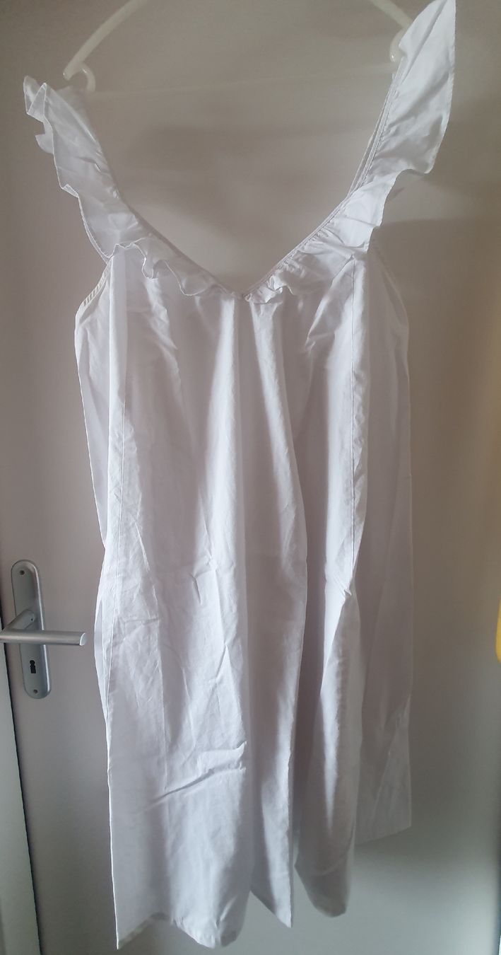 H&M Vestiti: Robe en coton blanc – Usato da Carouge GE venduto da bub_c8hk 1