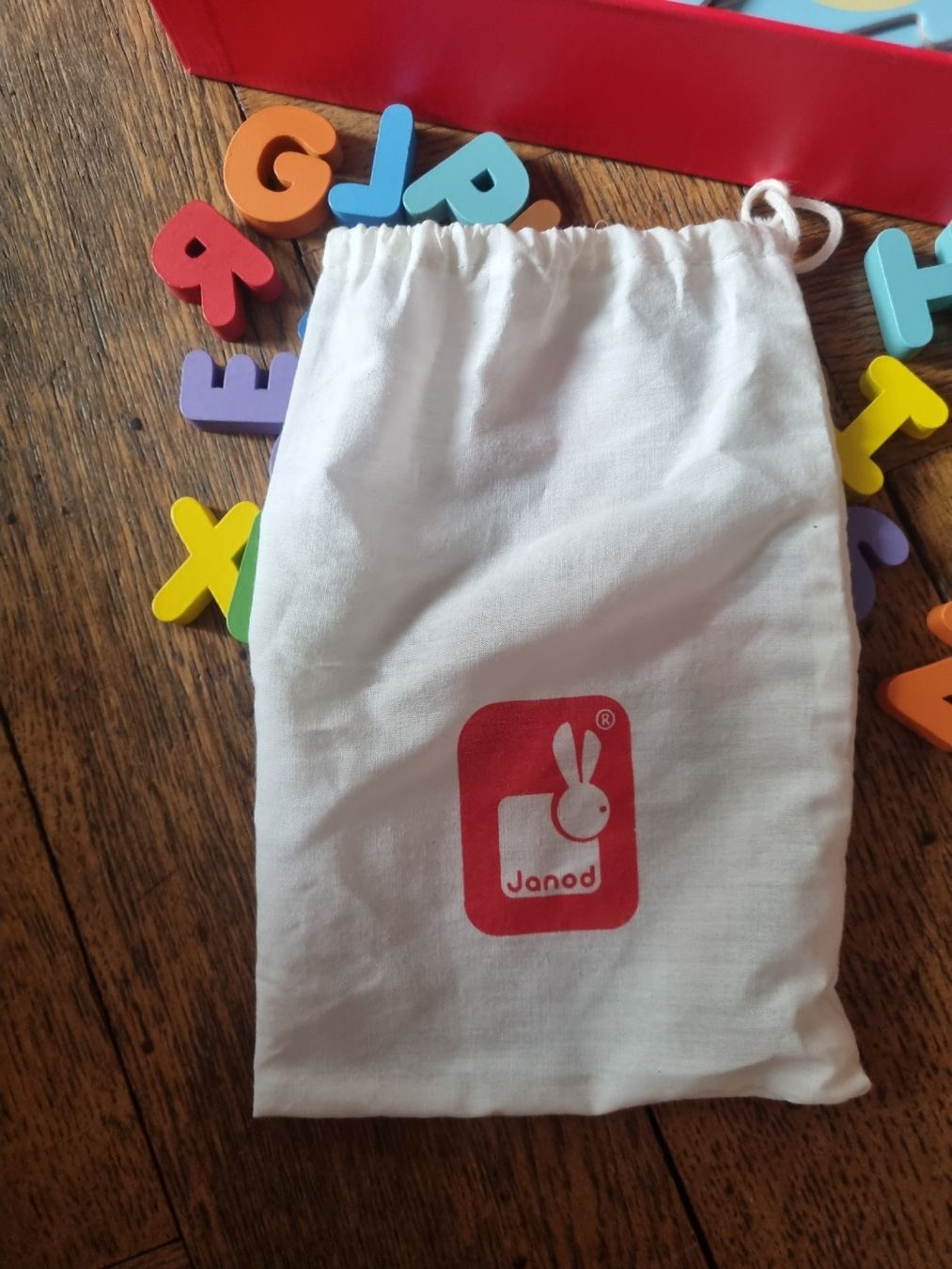 Janod Puzzle: Puzzle alphabet Janod complet, 28 pièces, dès 3 ans. – Usato da Fribourg venduto da jarmilka 8