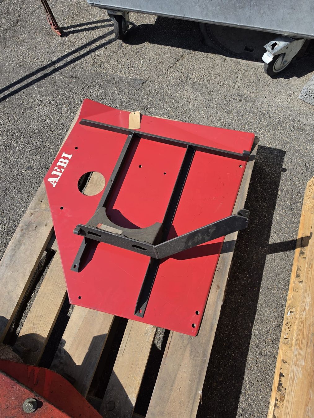 Aebi Tracteurs: Teile Aebi Gabeleingrasung – Neuf (Voir description) à Rothrist par Dinu540