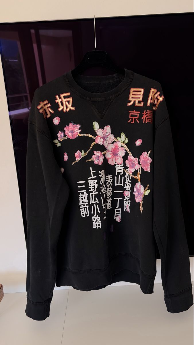 Dsquared2 T-shirt: DSQUARED2 sweatshirt – Usato da St. Moritz venduto da Capricorn88